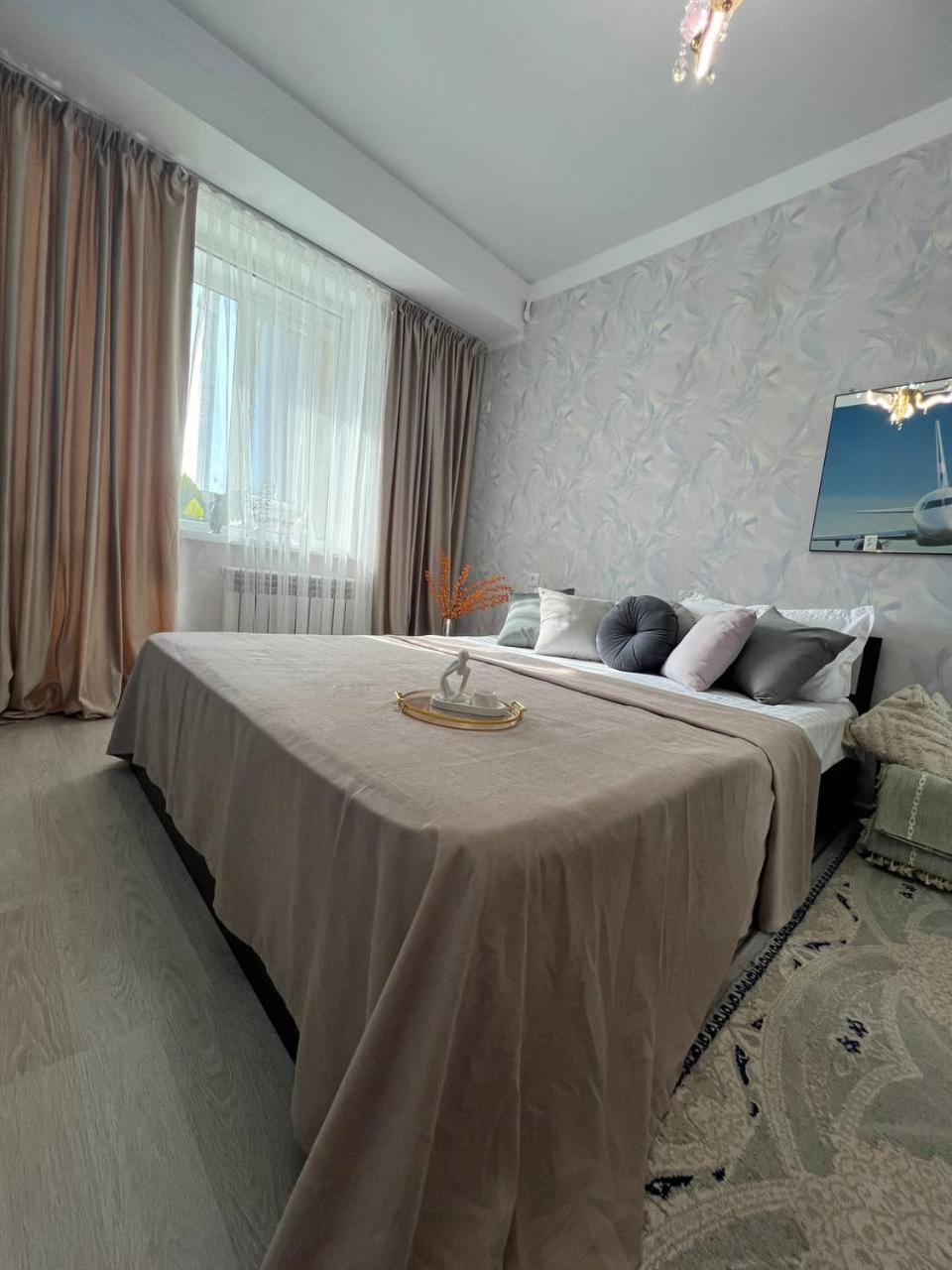 семейные с двумя спальнями в центре города на кунаева Apartment *